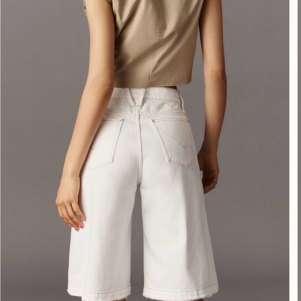 Anthropologie Hudson Skylar High-Rise Dropped Long Denim Short in White. - Picture 3 of 6